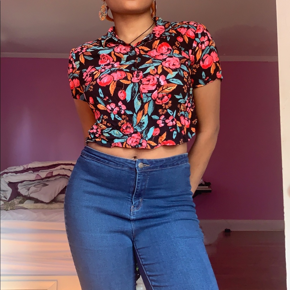 🌺 WILDFLOWER CROPPED BLOUSE 🌺